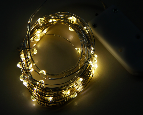 LED Draht-Lichterkette McShine &#039;&#039;Micro&#039;&#039; 50 LEDs, warmweiß, Batteriebetrieb